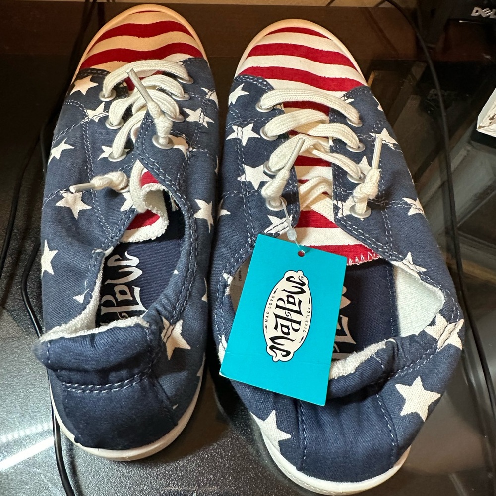 Women’s Flag - Patriotic Shoes- Size 9 - Picture 2 of 7
